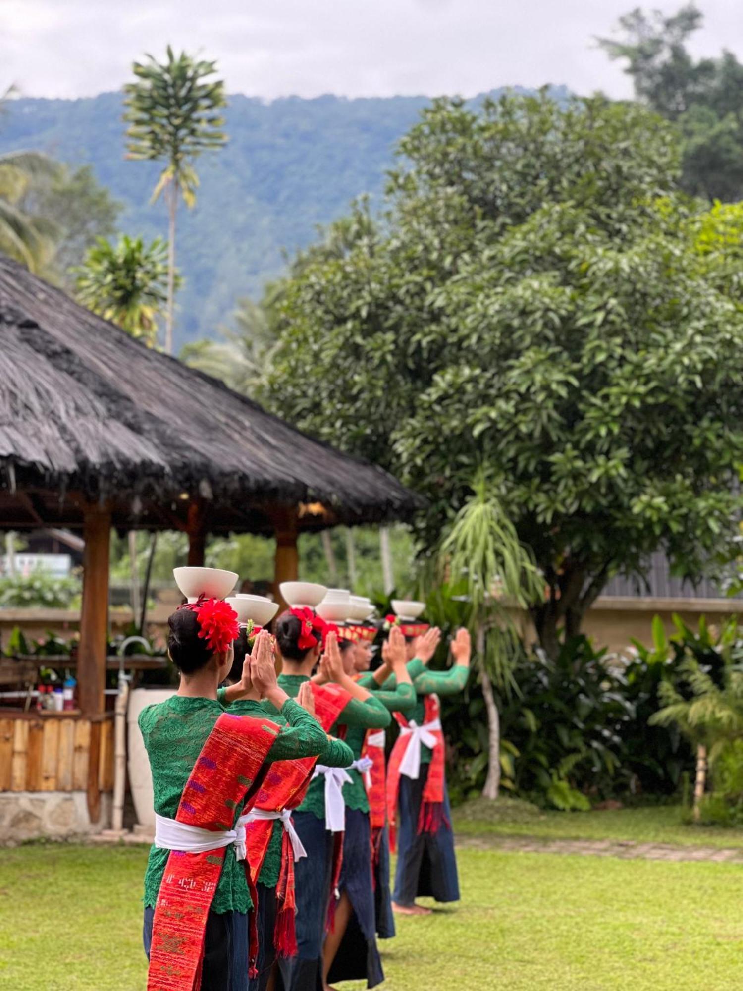 Tabo Cottages Tuk Tuk Exterior foto